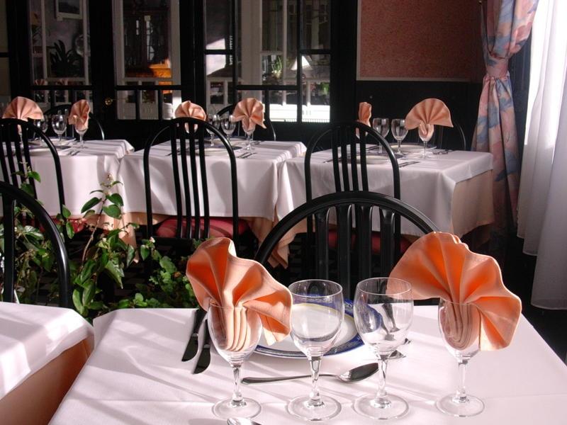 Arcantis Hotel Metropole Châtel-Guyon Restaurant bilde